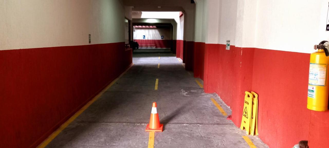 Hoteles Bogota Inn Turisticas 63 المظهر الخارجي الصورة