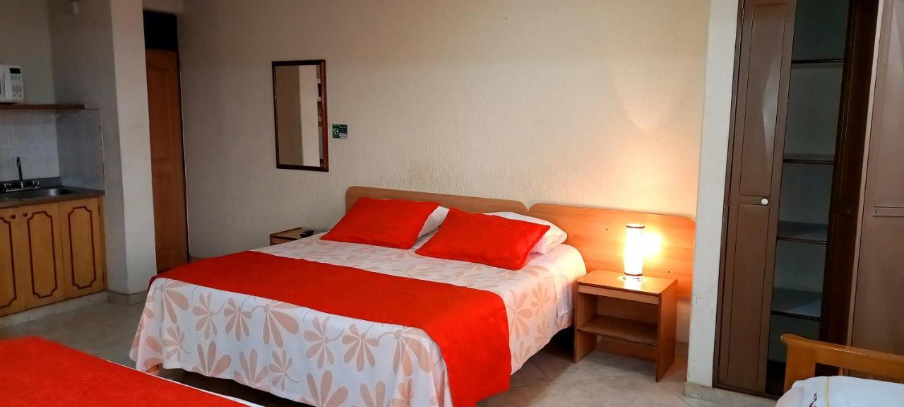 Hoteles Bogota Inn Turisticas 63 المظهر الخارجي الصورة