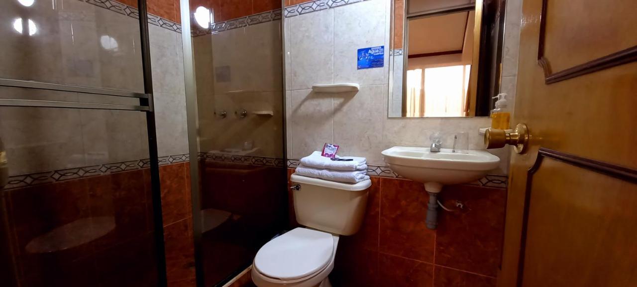 Hoteles Bogota Inn Turisticas 63 المظهر الخارجي الصورة